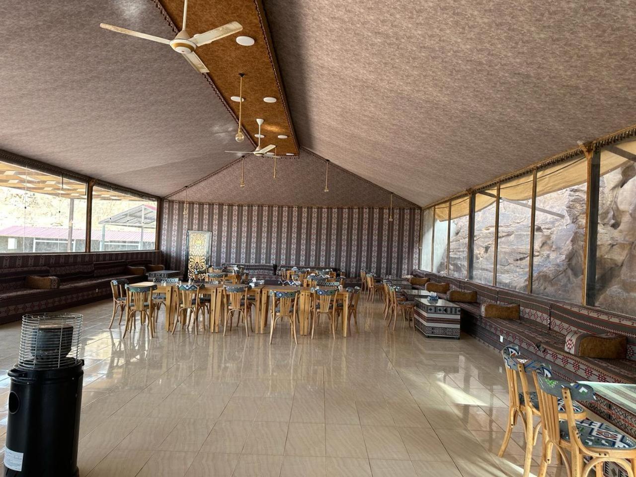 Nara Wadi Rum Camp Экстерьер фото